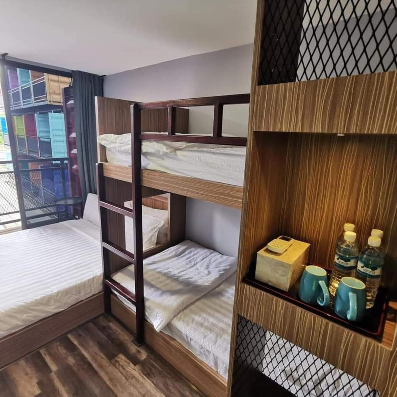Boxinn The Kontena Home Semporna Exterior foto