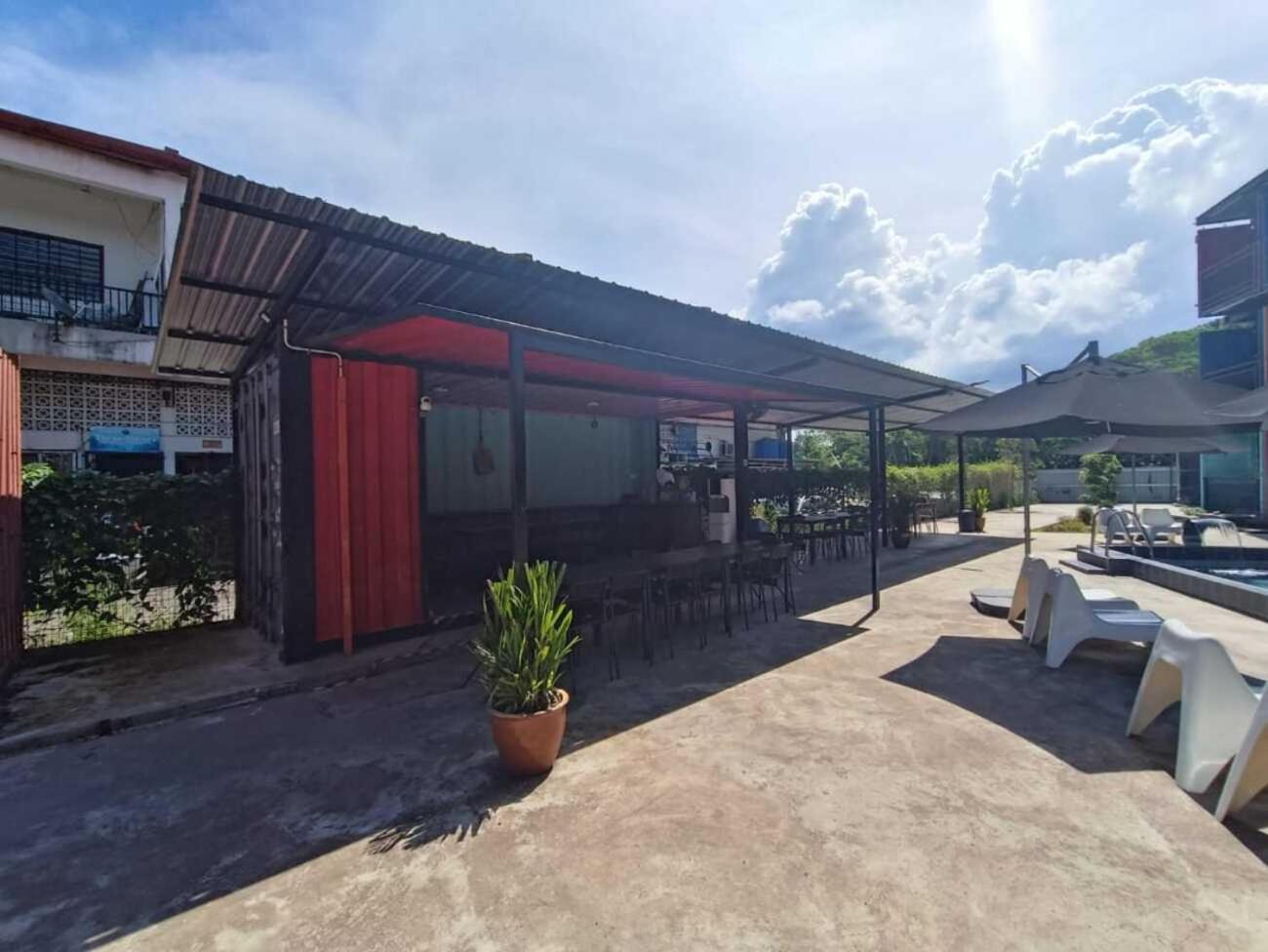 Boxinn The Kontena Home Semporna Exterior foto