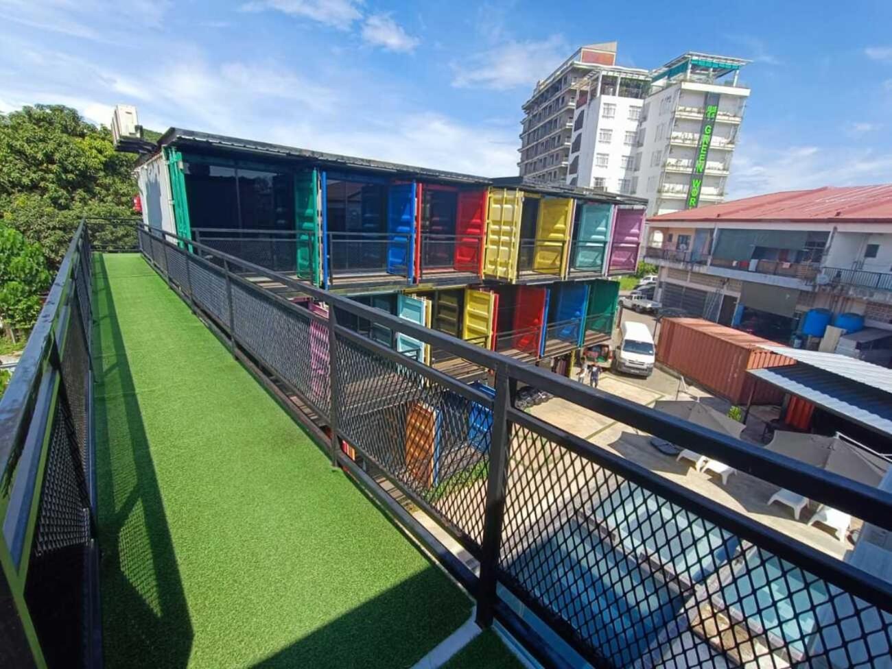 Boxinn The Kontena Home Semporna Exterior foto